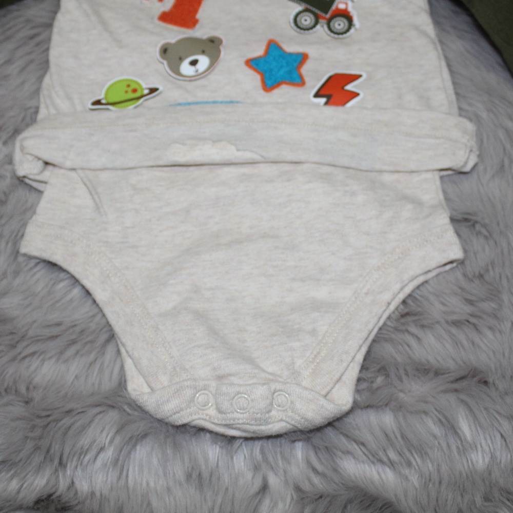 Garanimals long sleeve bodysuits - Picture 4 of 8